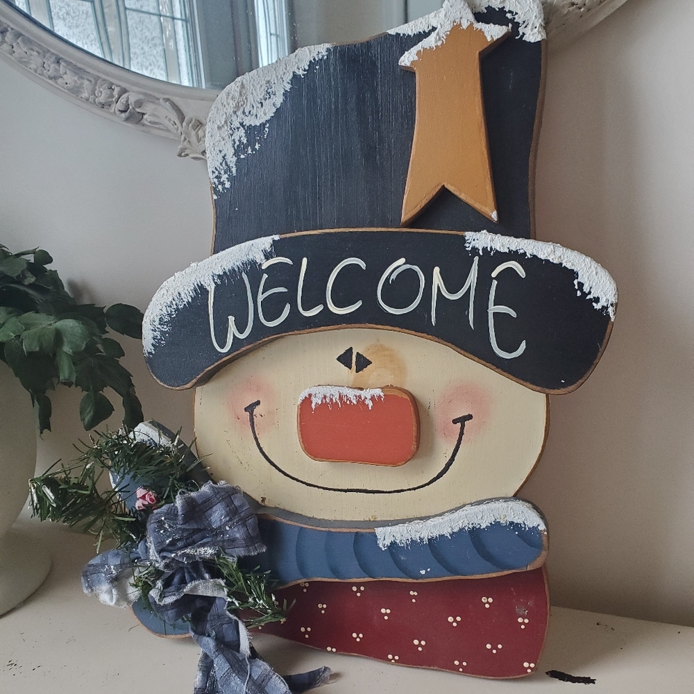 Wooden Snowman Wall Decor